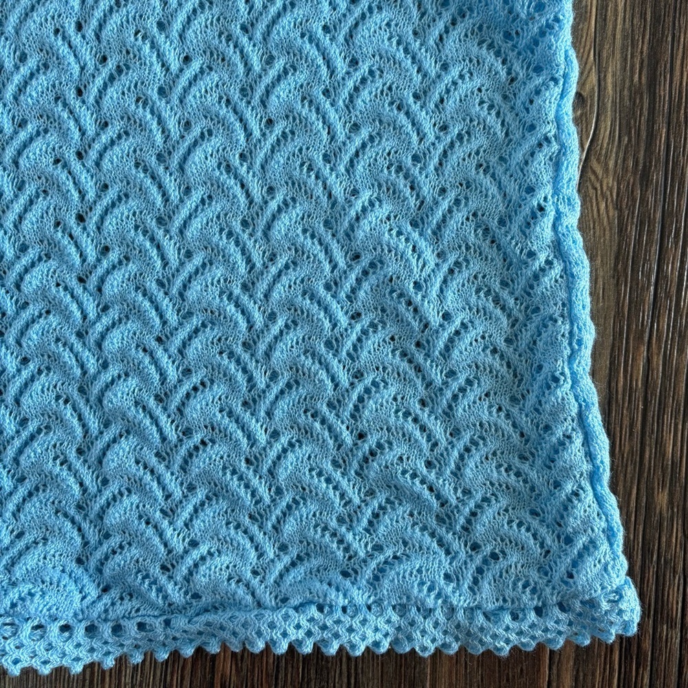 Sheer Crochet Knit Sleeveless V-Neck Shirt Tank Top Womens Lg Acrylic Baby Blue - Picture 7 of 8